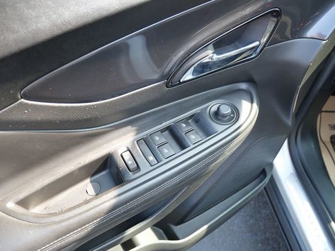 Used 2019 Buick Encore Preferred image 12