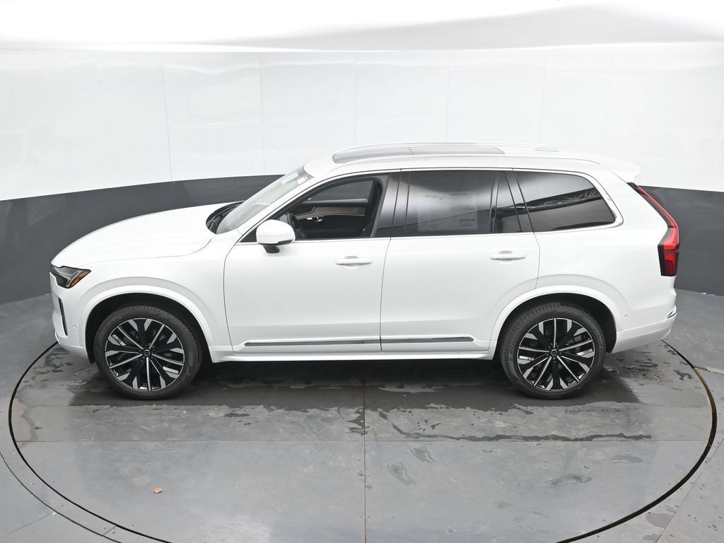 New 2026 Volvo XC90 B6 Plus w/ Protection Package AWD/4WD image 32