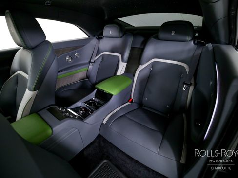 Used 2024 Rolls-Royce Spectre w/ Spectre Launch Package image 17
