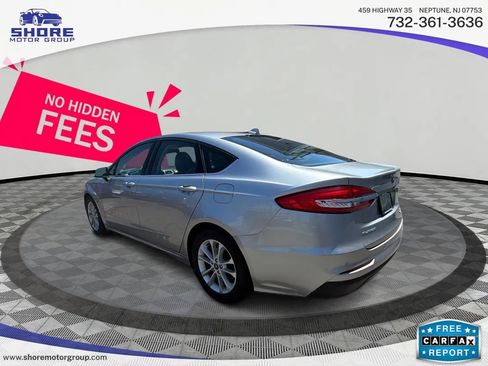 Used 2020 Ford Fusion SE FWD image 5
