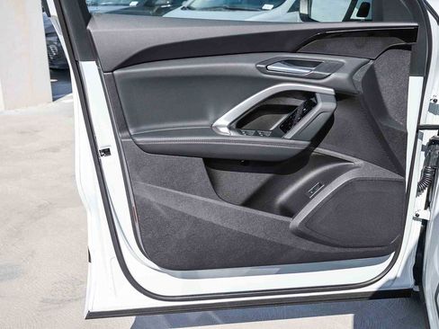 New 2025 Audi Q5 Premium image 29