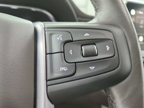 Used 2022 GMC Yukon SLT w/ SLT Luxury Package RWD image 25