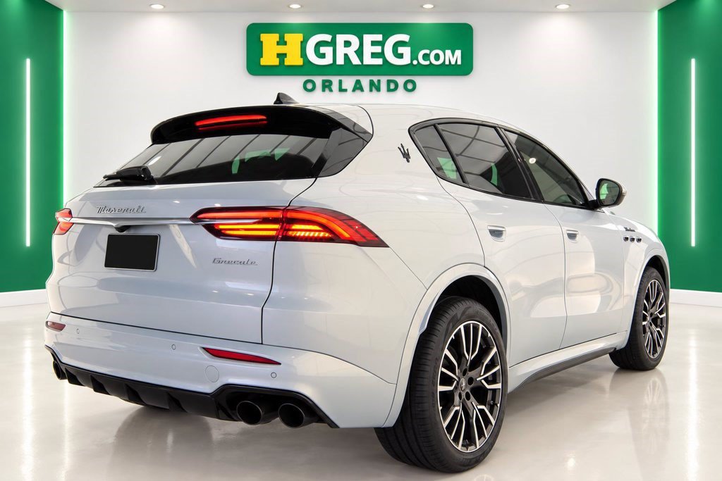 Used 2023 Maserati Grecale Modena AWD/4WD image 6