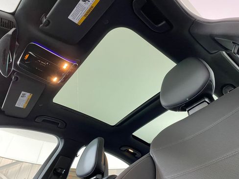 Used 2026 Mercedes-Benz C 300 4MATIC Sedan image 14