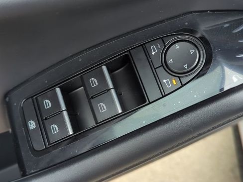 New 2026 MAZDA MAZDA3 2.5 S Preferred image 13