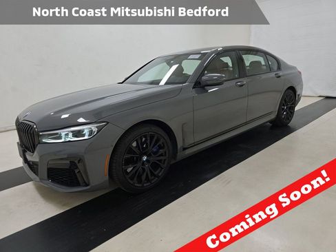 Used 2022 BMW 750i xDrive w/ Executive Package AWD/4WD image 1