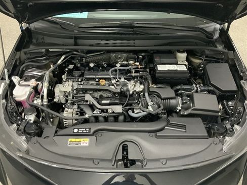 Used 2025 Toyota Corolla LE FWD image 8