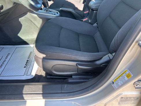 Used 2016 Chevrolet Cruze LT image 17