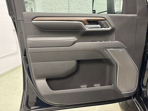 New 2026 Chevrolet Silverado 3500 High Country w/ High Country Premium Package AWD/4WD image 16