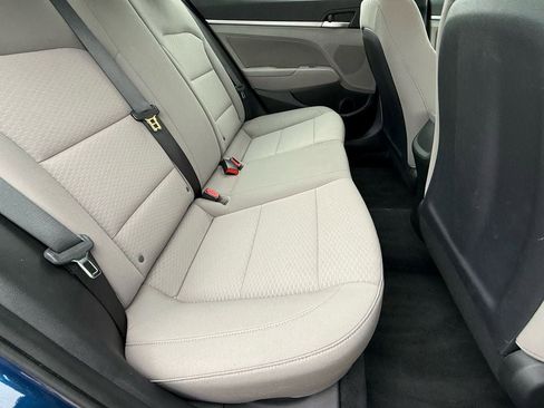 Used 2020 Hyundai Elantra SEL image 11