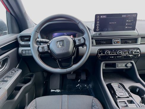 New 2026 Honda Pilot Sport image 18