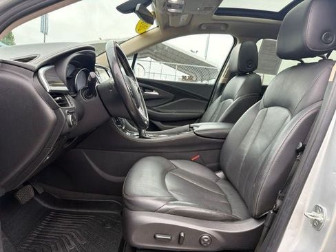 Used 2017 Buick Envision Essence w/ LPO, Cargo Package AWD/4WD image 17