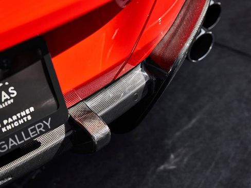Used 2024 Ferrari Roma Spider RWD image 16