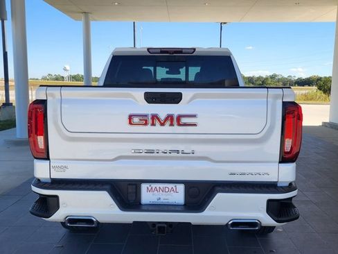 Used 2022 GMC Sierra 1500 Denali image 7