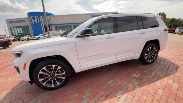 Used 2021 Jeep Grand Cherokee L Overland w/ Luxury Tech Group IV AWD/4WD image 6