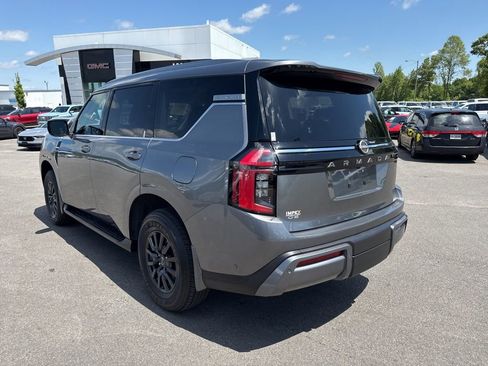Used 2025 Nissan Armada SV AWD/4WD image 3