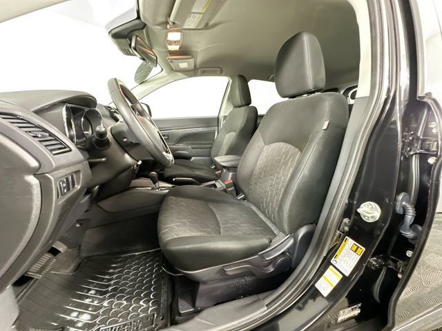 Used 2024 Mitsubishi Outlander Sport LE AWD/4WD image 17