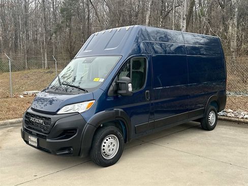 Used 2024 RAM ProMaster 3500 w/ Cold Weather Group image 3