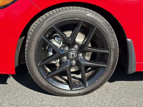 Used 2023 Honda Civic Sport image 9