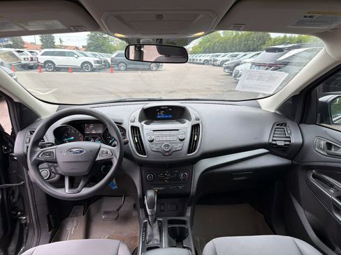 Used 2017 Ford Escape S FWD image 7