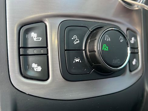 Used 2024 GMC Terrain AT4 w/ Infotainment Package II AWD/4WD image 28