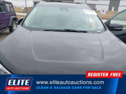 Used 2019 Ford Edge SEL w/ Equipment Group 201A image 11