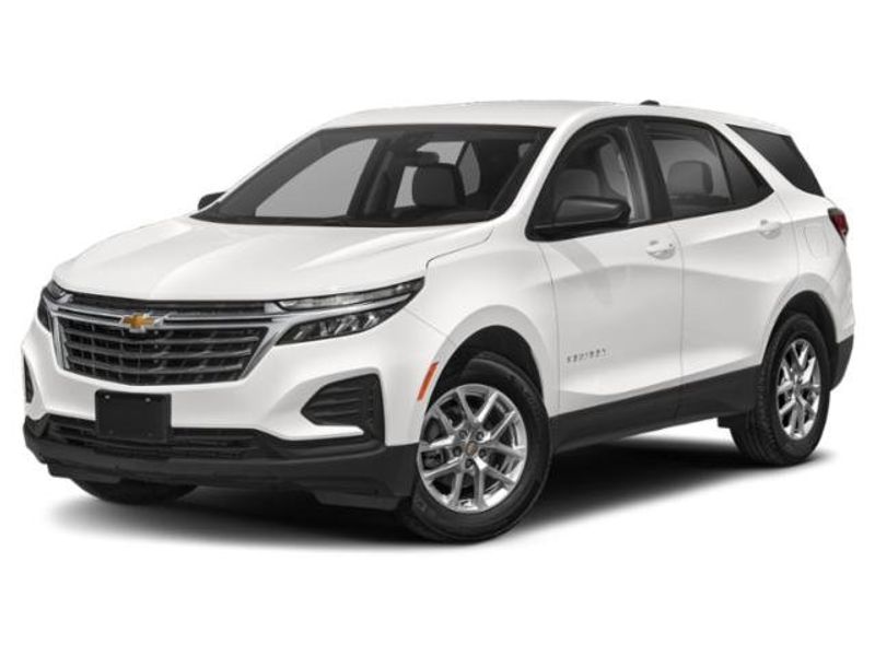 Used 2023 Chevrolet Equinox LT image 1