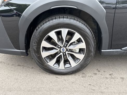 Used 2025 Subaru Outback Limited XT image 27