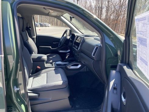 New 2025 Nissan Frontier SV image 27