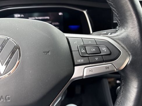 Used 2022 Volkswagen Jetta SE image 23