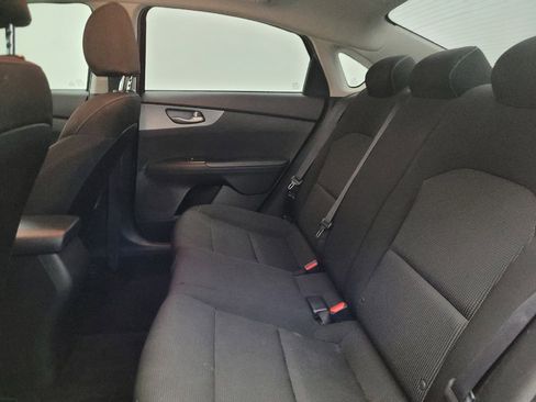Used 2021 Kia Forte LXS FWD image 18