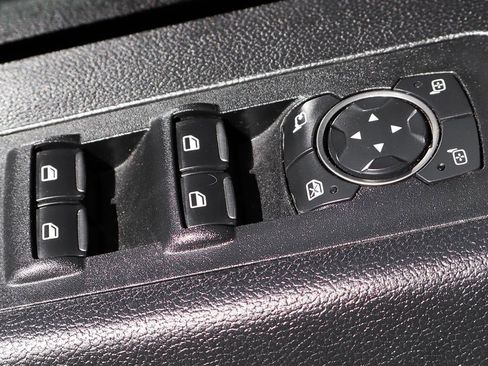 Used 2018 Ford F150 Raptor w/ Equipment Group 802A Luxury image 18