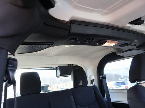 Used 2015 Jeep Wrangler Sport w/ Connectivity Group image 12