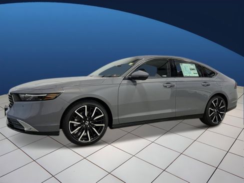 New 2025 Honda Accord Touring image 2