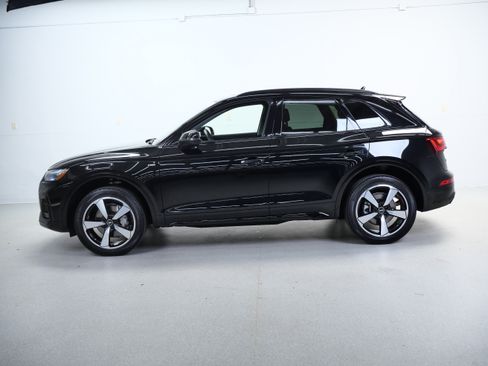 Used 2023 Audi Q5 2.0T Prestige w/ Prestige Package AWD/4WD image 10