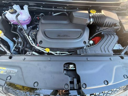 New 2026 Chrysler Pacifica Limited w/ S Appearance Package image 33