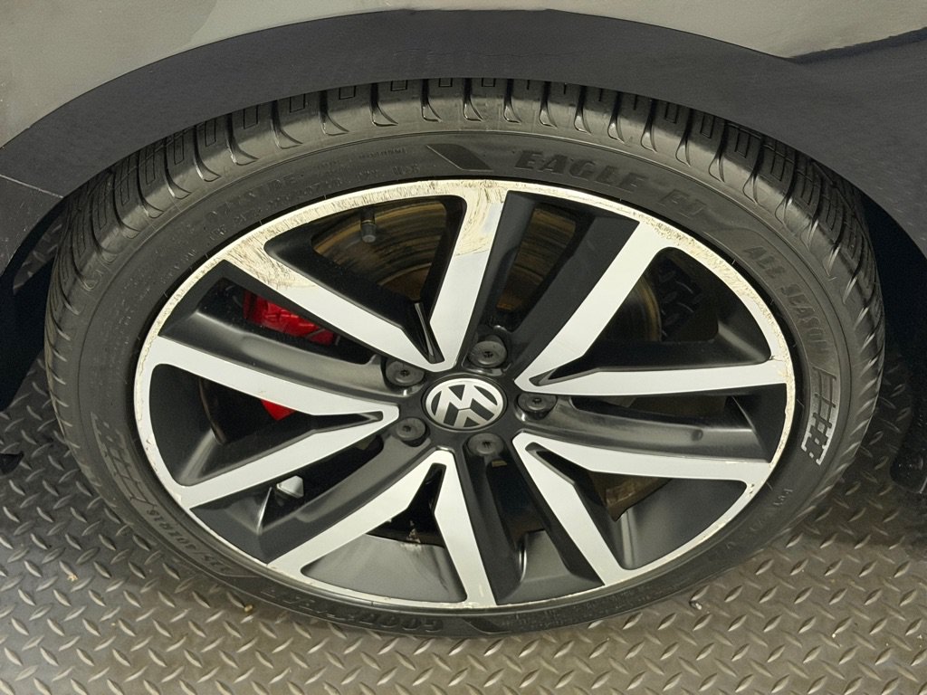 Used 2014 Volkswagen Jetta GLI Autobahn FWD image 21