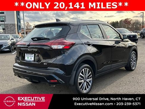 Certified 2024 Nissan Kicks SV image 2