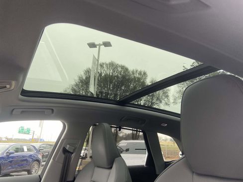 Certified 2025 Audi Q5 Premium Plus w/ Premium Plus image 19