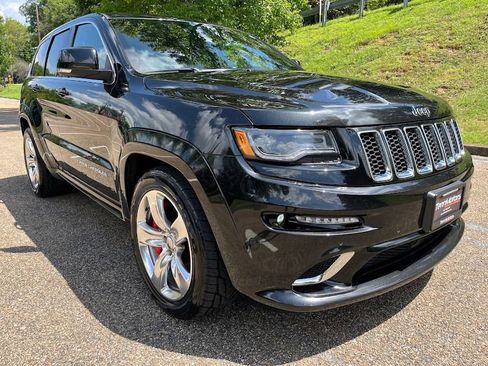 Used 2015 Jeep Grand Cherokee SRT AWD/4WD image 34