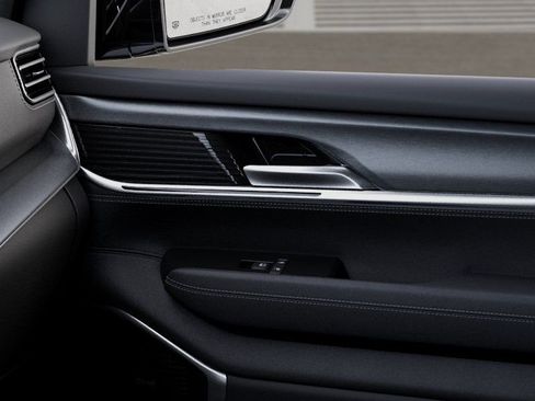 New 2026 Jeep Grand Wagoneer Limited AWD/4WD image 25