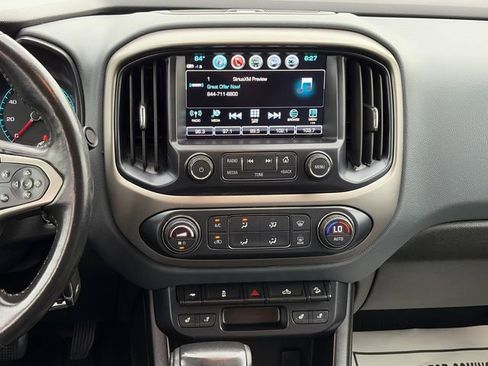 Used 2018 Chevrolet Colorado Z71 AWD/4WD image 15