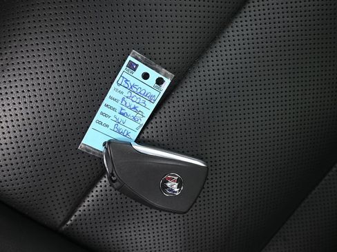 Used 2023 Buick Envision Essence w/ Technology Package I image 19