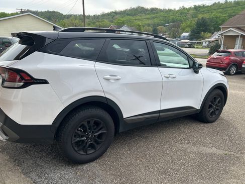 Used 2023 Kia Sportage X-Pro AWD/4WD image 4