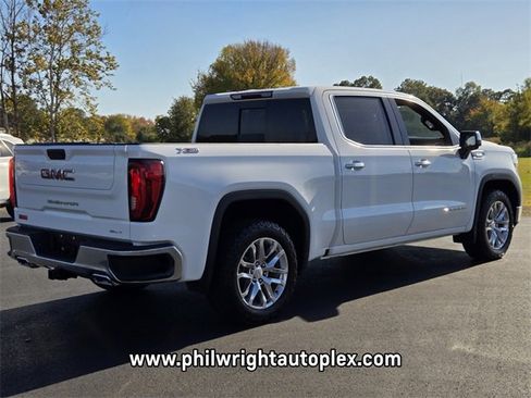 Used 2020 GMC Sierra 1500 SLT w/ SLT Premium Package image 3