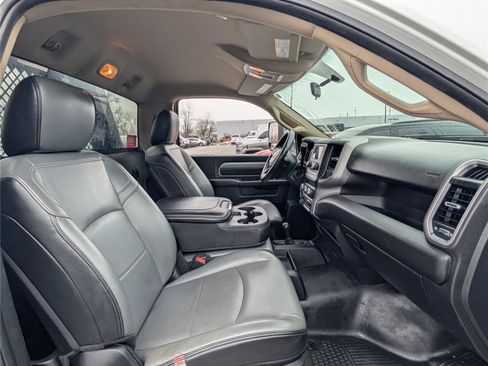 Used 2020 RAM 3500 Tradesman image 10