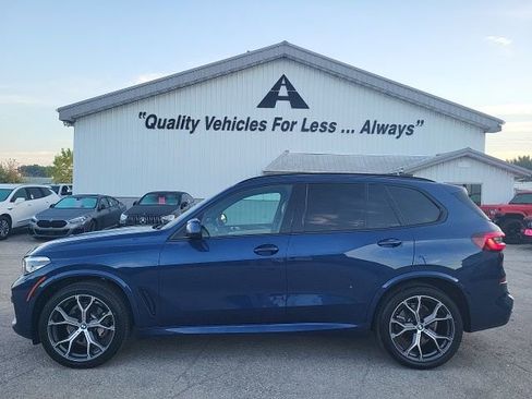Used 2022 BMW X5 xDrive40i w/ M Sport Package image 22