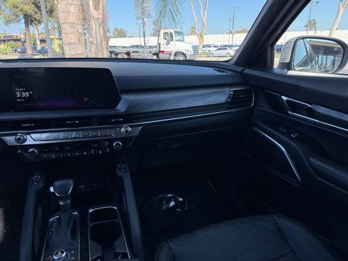 Used 2024 Kia Telluride EX X-Line image 25