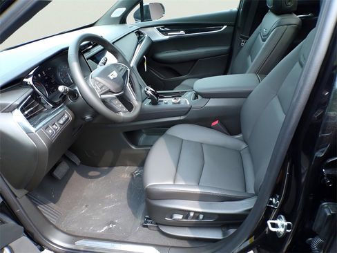 New 2025 Cadillac XT5 Premium Luxury w/ Technology Package image 7