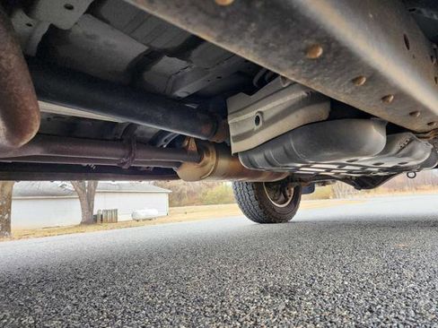 Used 2011 Toyota Tundra 4x4 Double Cab image 11